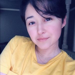Meet your Posher, Rebeca
